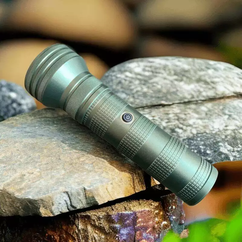 New Design Super Bright Rechargeable Flashlight